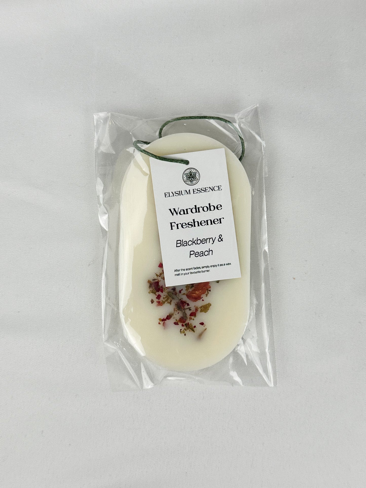 Blackberry & Peach Wardrobe Freshener with Dried Flowers