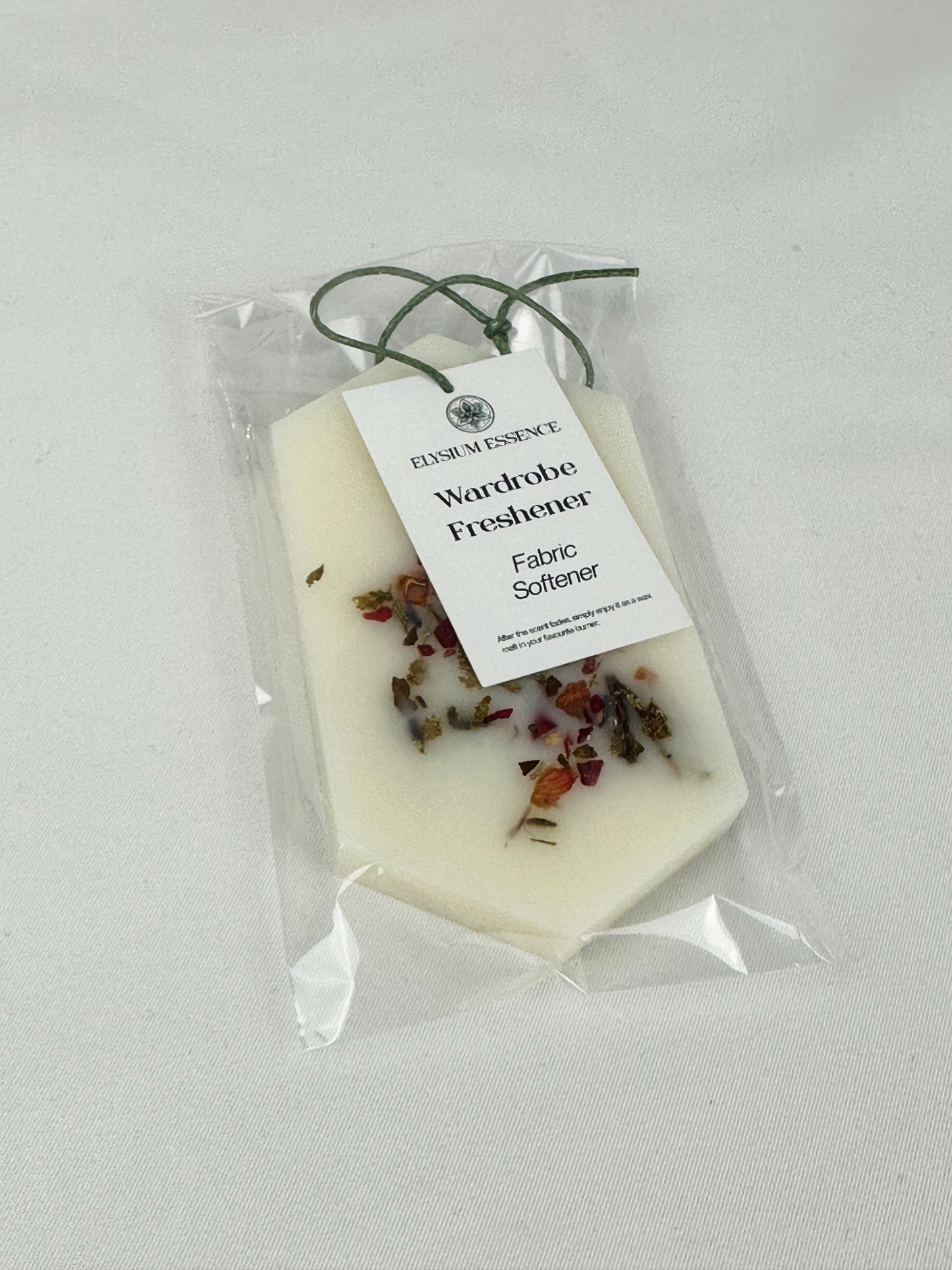Fabric Softener Wardrobe Freshener Decorated with Dried Flowers