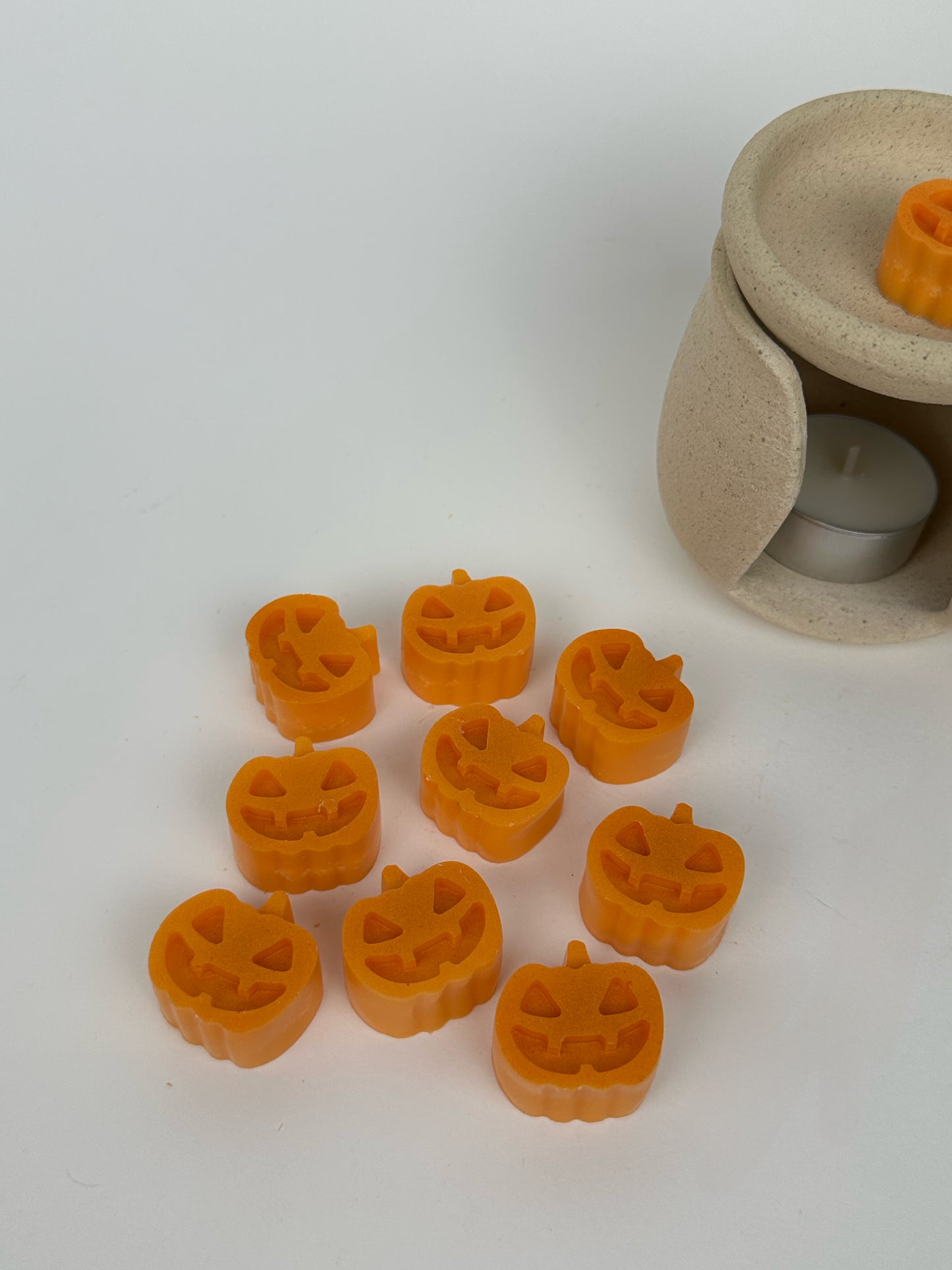 Halloween Shimmery Orange Pumpkin Wax Melts (10 pcs)