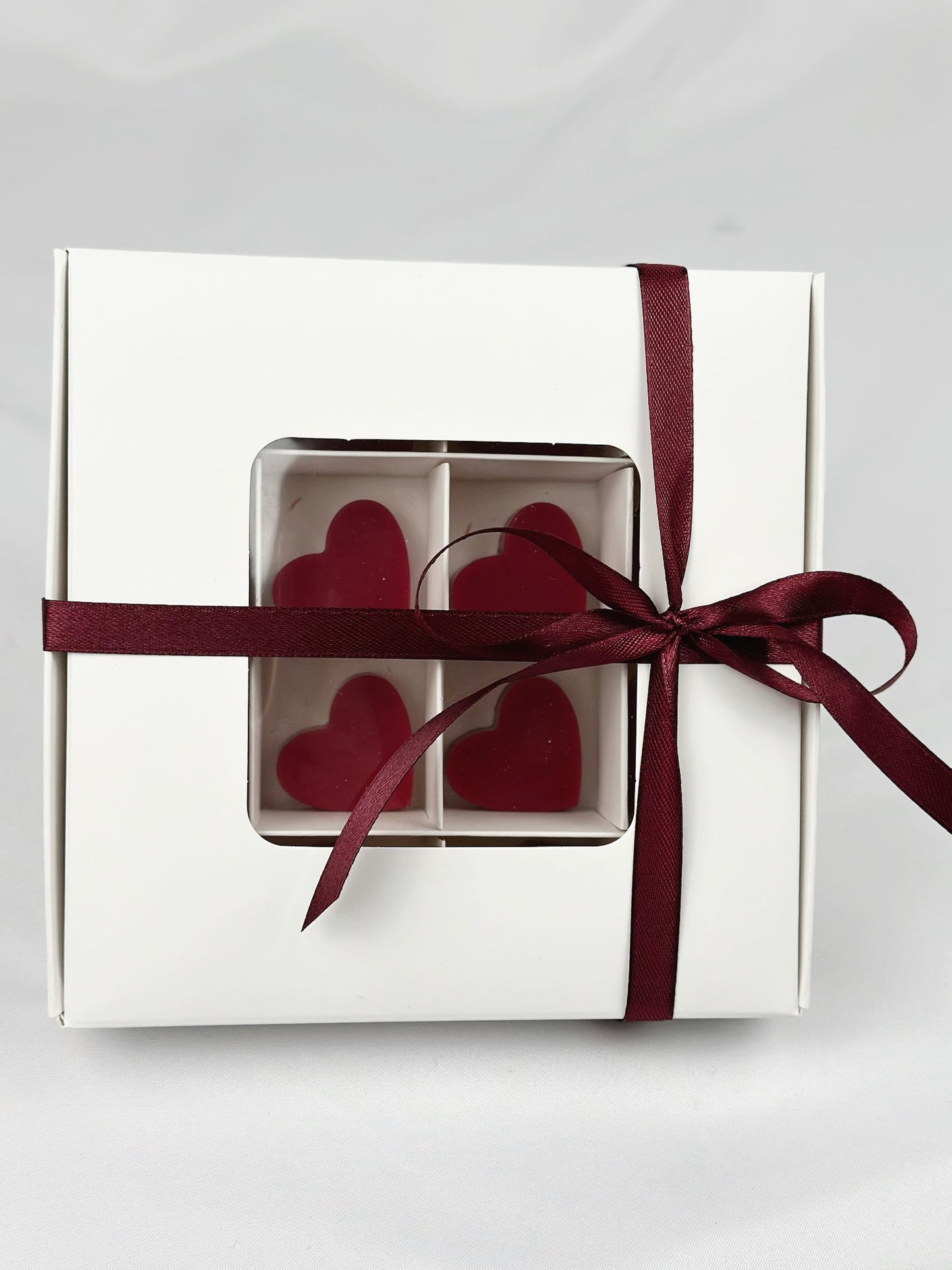 16 Heart-Shaped Wax Melts in St. Valentine's Scents