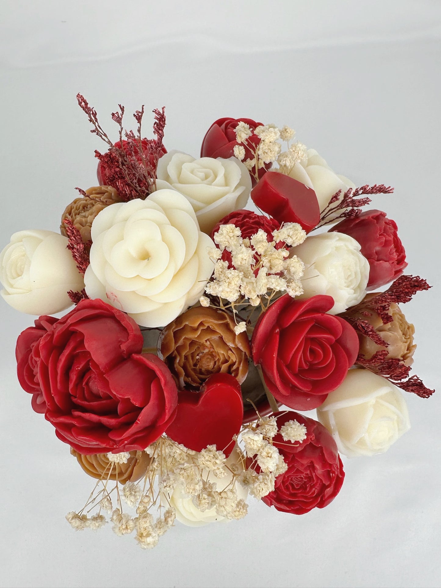 Red Bouquet in Blackberry & Peach Scent