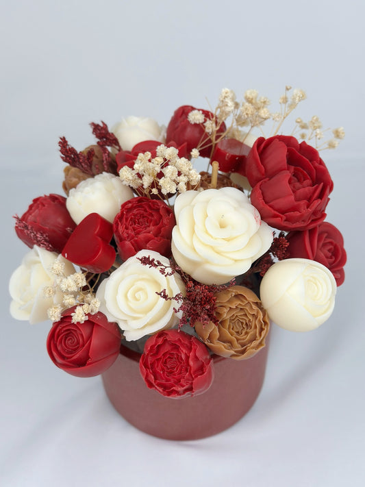 Red Bouquet in Blackberry & Peach Scent