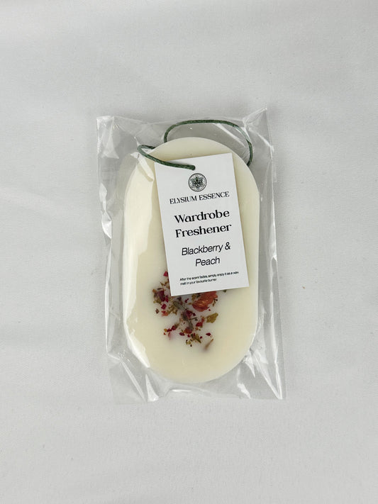 Blackberry & Peach Wardrobe Freshener with Dried Flowers