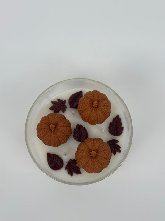 Autumn Pumpkin-Decorated Scented Candle