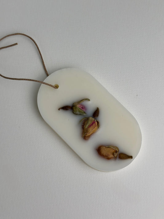 Fresh Linen Wardrobe Freshener with Dried Roses