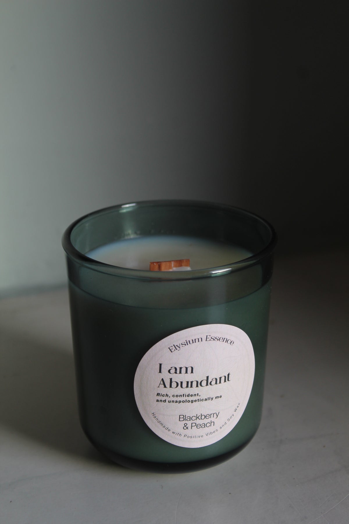 Blackberry & Peach Soy Candle 200g